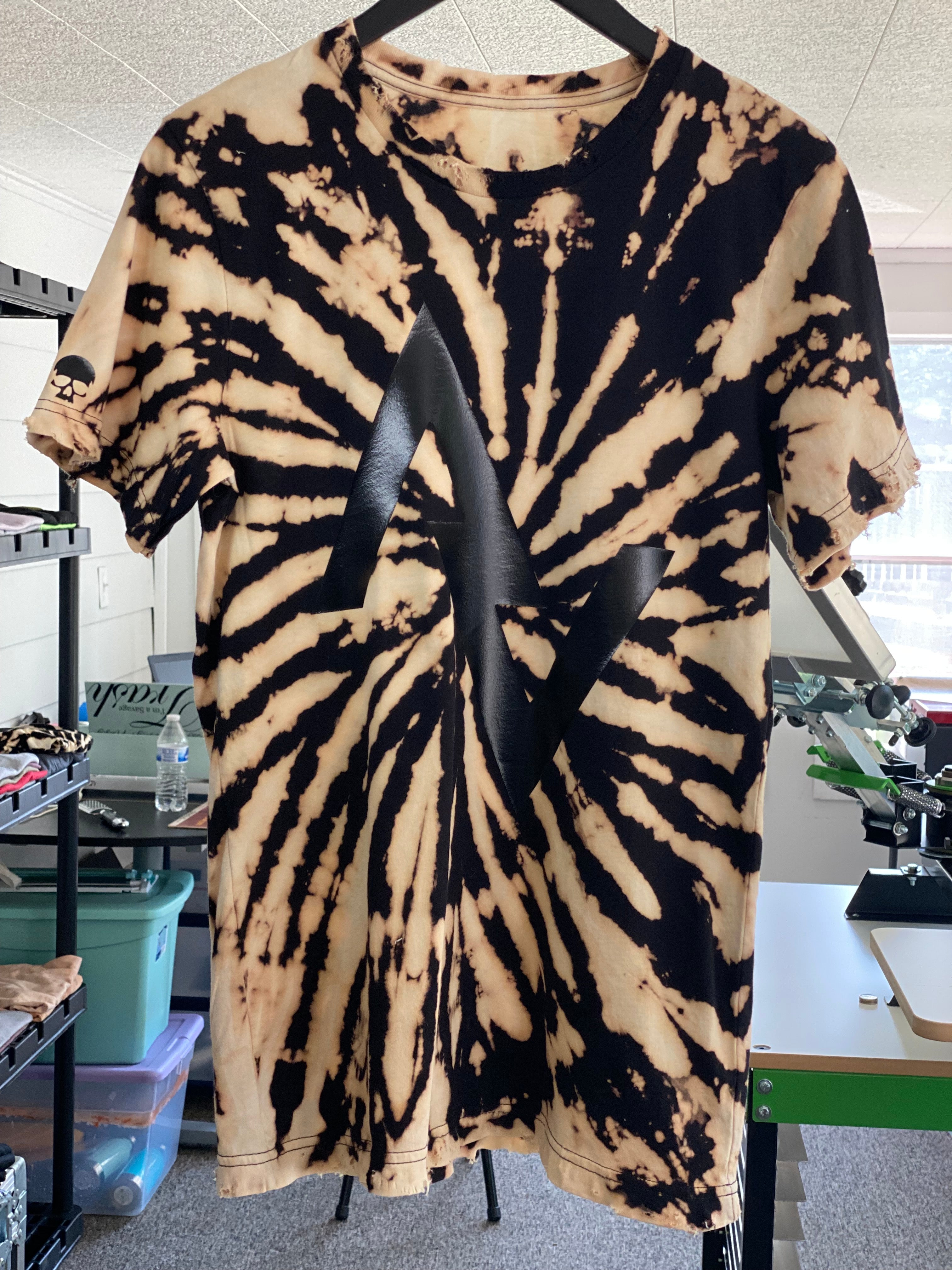Custom Shop – Iconic Threads